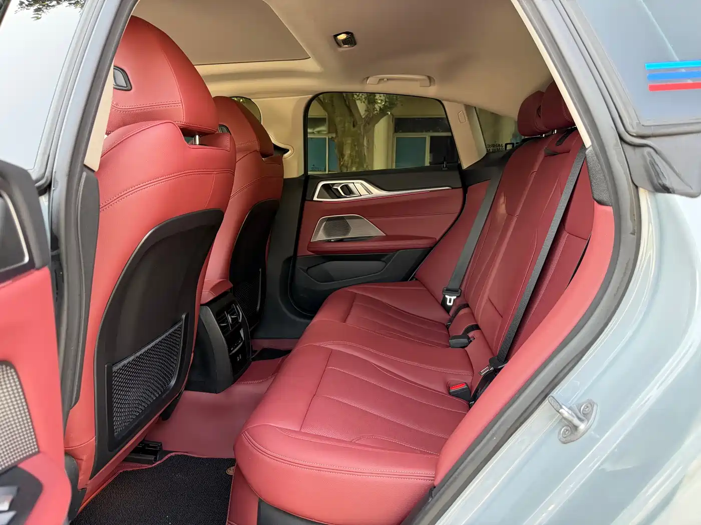 BMW i4 2023 eDrive35 фото 16