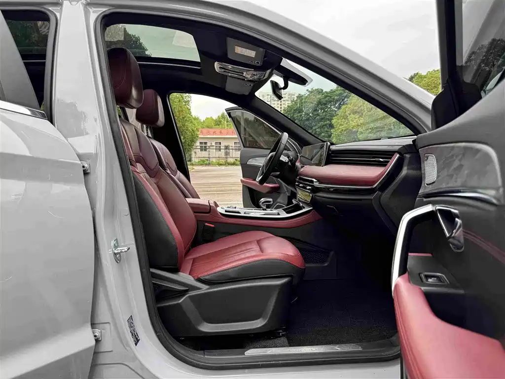Jetour X70 PRO 2024 2023 1.5T DCT Comfort Type 5-seater