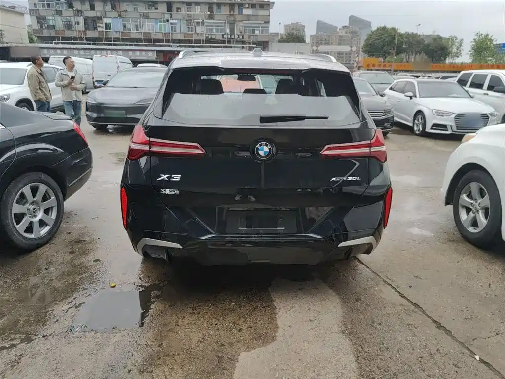 BMW X3 2025 xDrive30L Premium M Sport Package фото 4