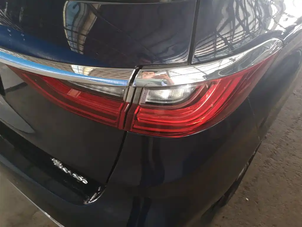 BYD Song MAX 2017 1.5T Auto Smart Elite 7-Seater фото 8