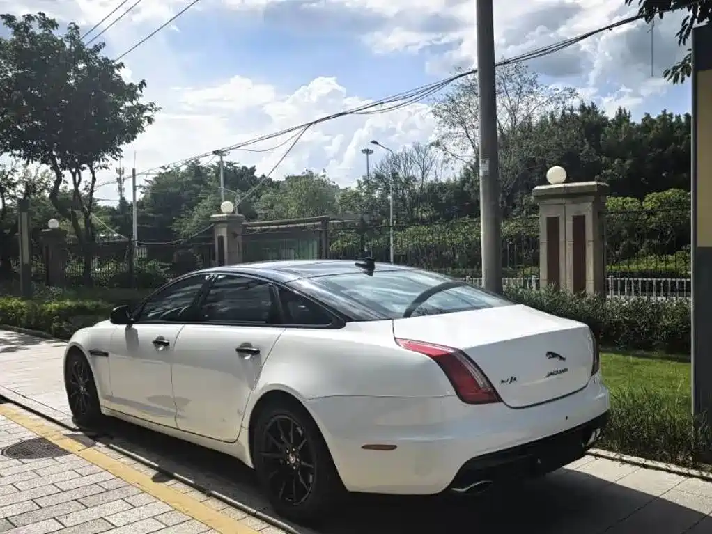 Jaguar XJ 2017 2016 XJL 2.0T 2WD Elegance Business Edition