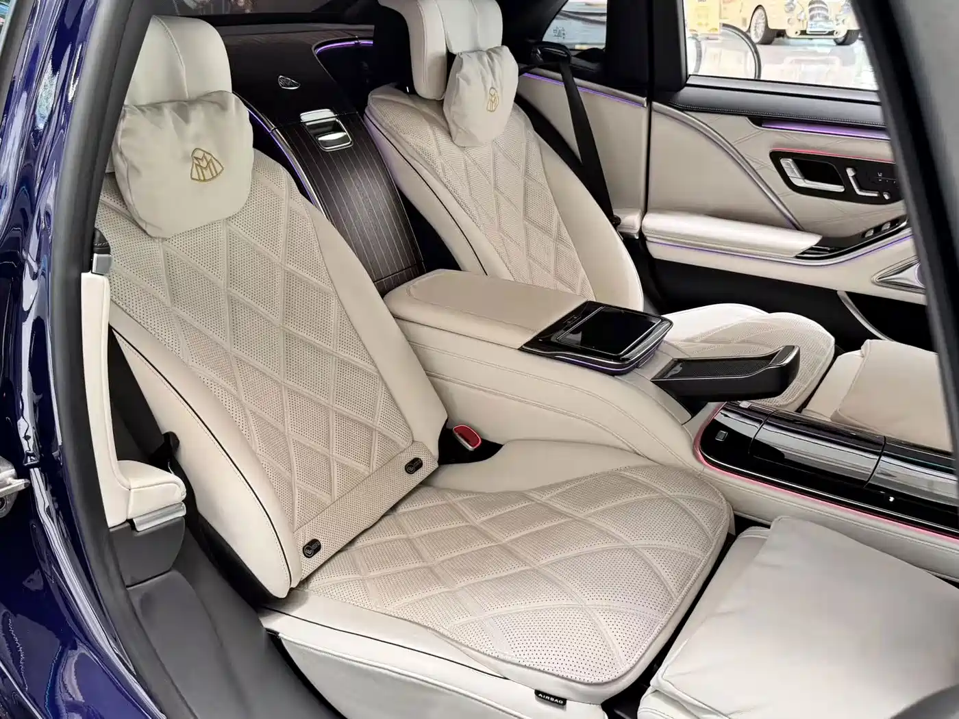 Фото 22 - Mercedes-Benz Maybach S-Class