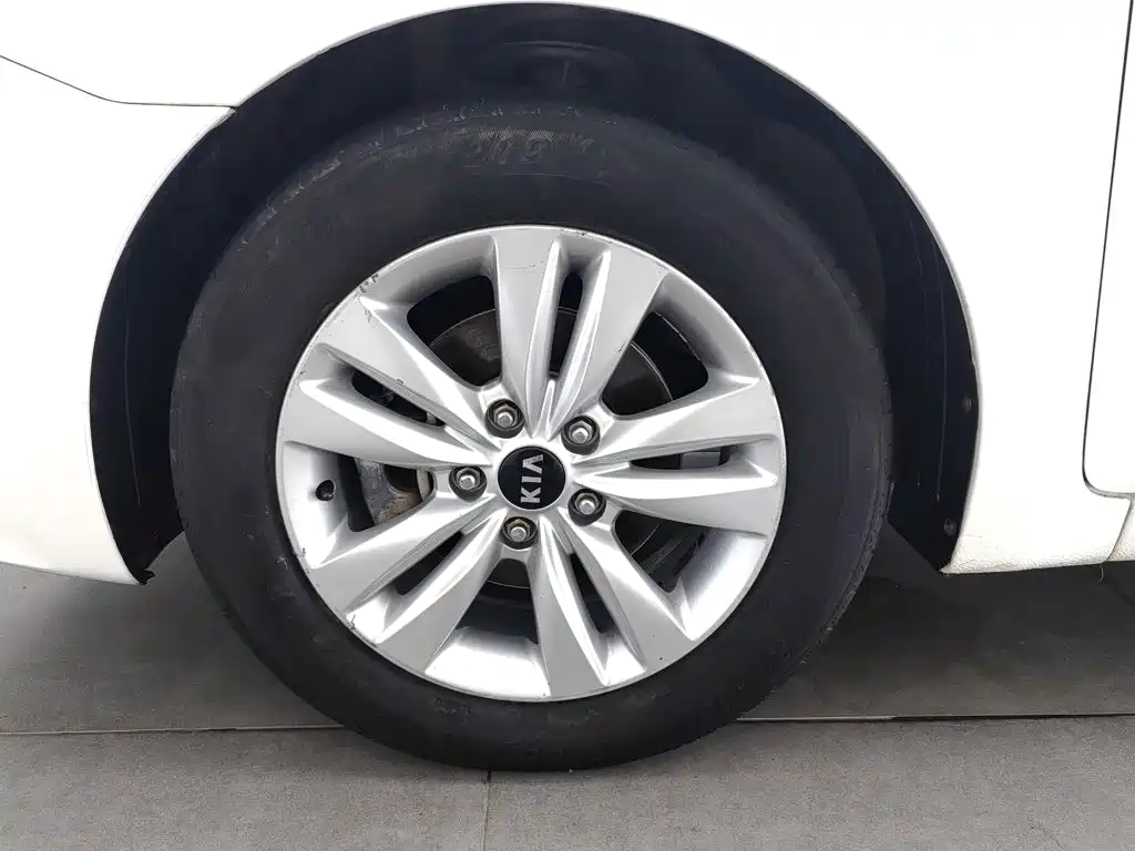 Kia K4 2015 2014 1.8L Automatic GLS