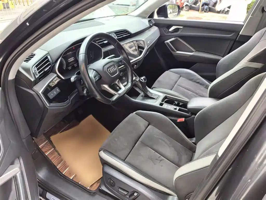 Audi Q3 2022 35 TFSI Fashion Dynamic фото 11