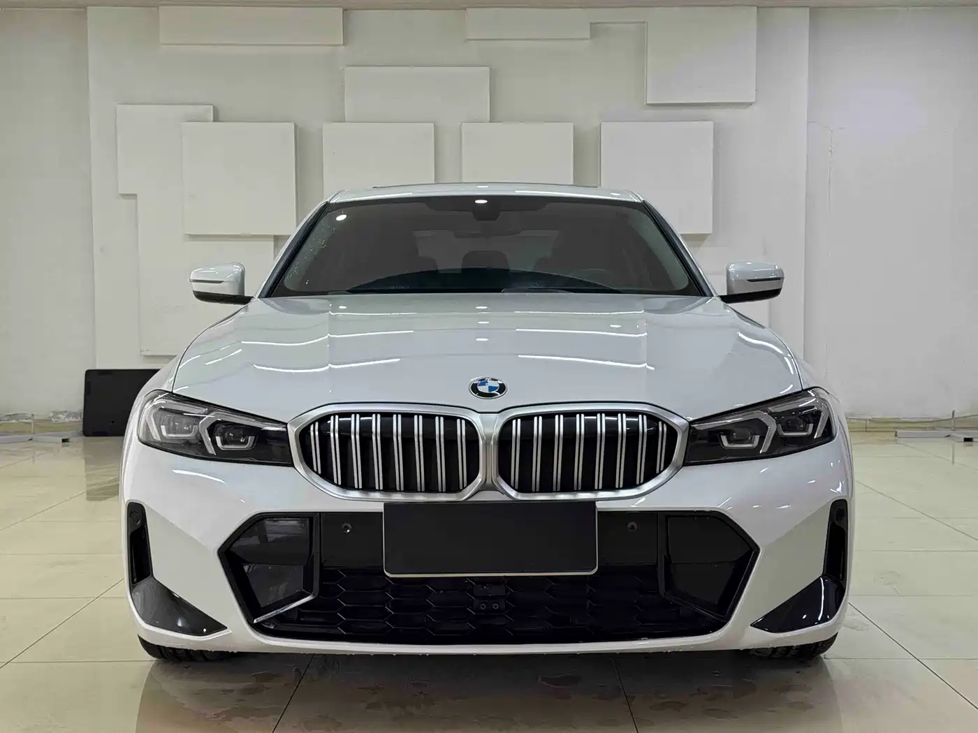 BMW 3 Series 2023 320Li M Sport Package фото 2