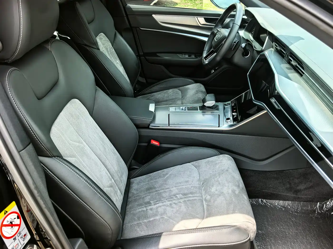 Audi A6L 2023 40 TFSI Luxury Dynamic фото 6