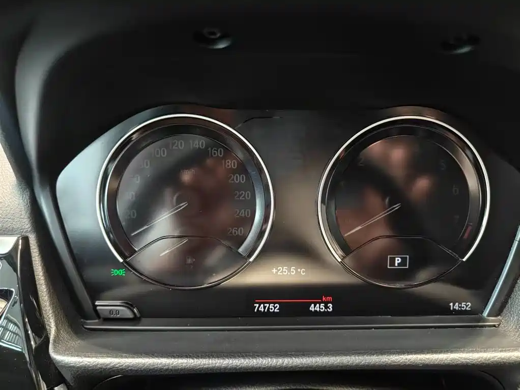 BMW 1 Series 2023 125i M Sport Shadow Edition фото 21