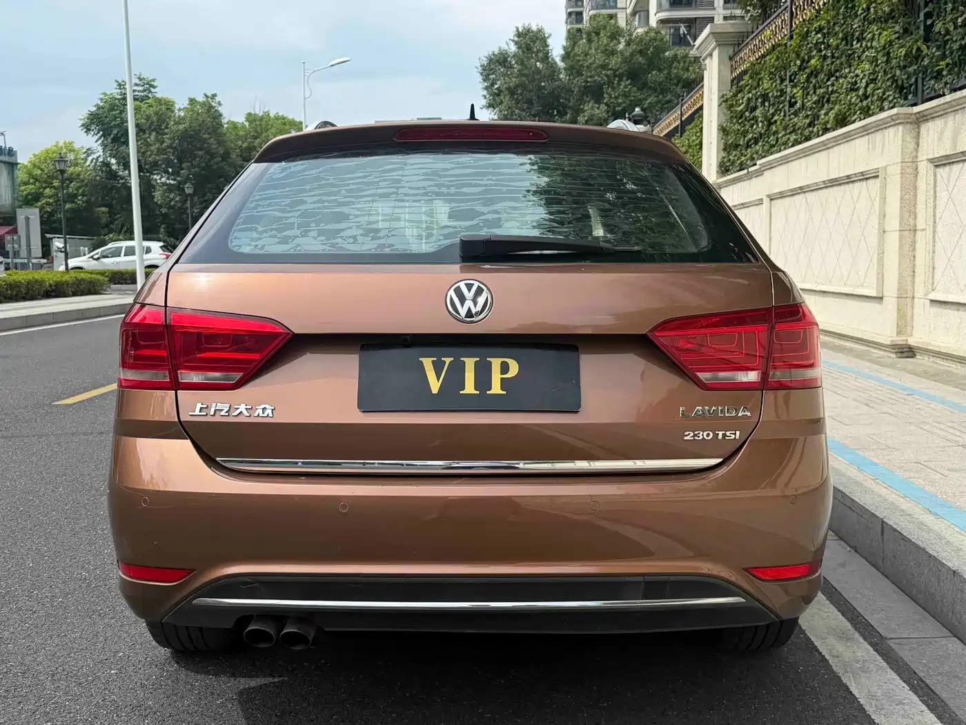 Volkswagen Lavida Tour 2017 2017 230TSI DSG Comfort Edition