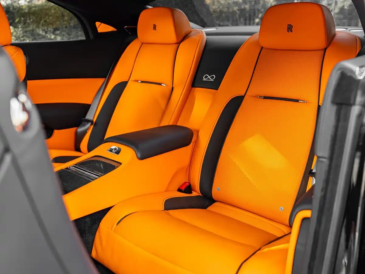Rolls-Royce Wraith 2018 6.6T Black Badge фото 12