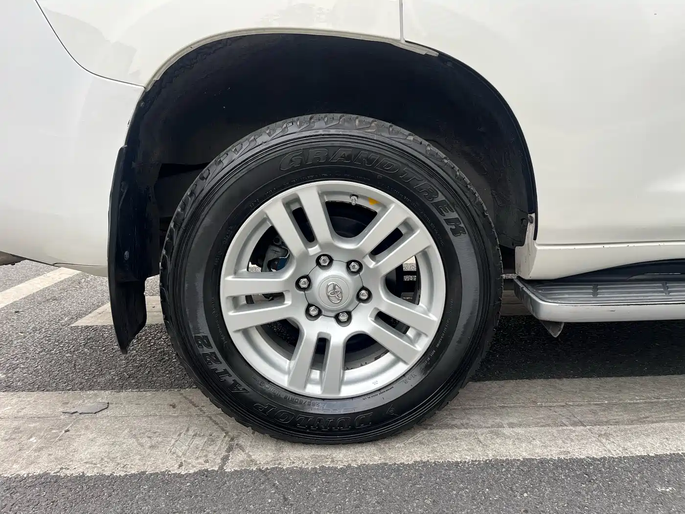 Toyota Prado 2010 4.0L Automatic VX NAVI фото 11