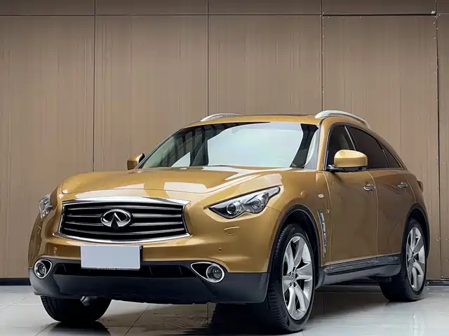Infiniti Infiniti QX70 2013 3.7L Superior