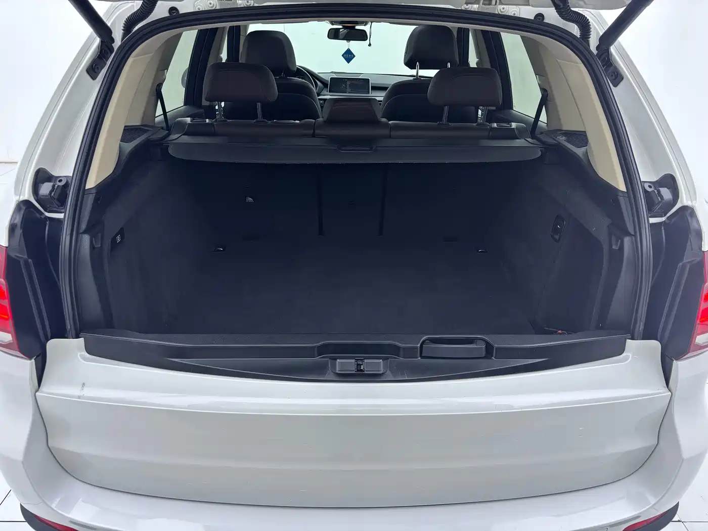 BMW X5 (Import) 2014 xDrive35i Leading фото 16