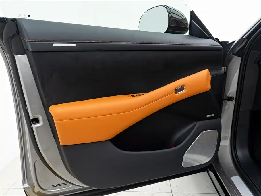 XIAOMI CAR XIAOMI YU7