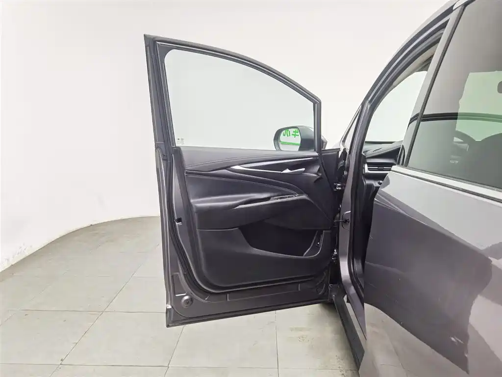 SAIC Maxus Maxus G50 2019 1.5T Automatic Luxury Edition China VI фото 8