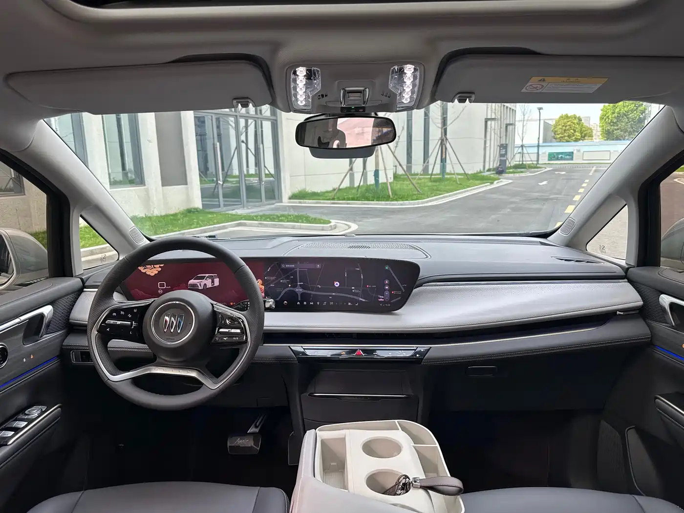 Buick GL8 2026 Luzun Smart Edition фото 15