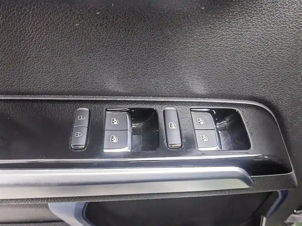 BAIC ORV Beijing Offroad BJ40 2024 Model 2.3T Rainforest Edition фото 9