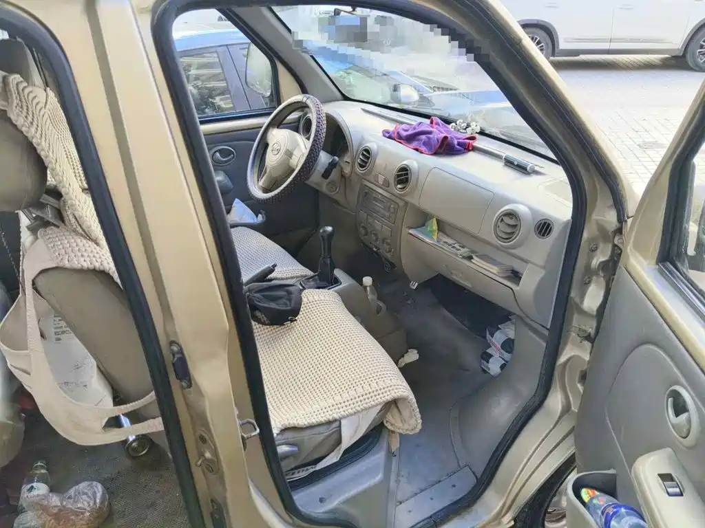 Lifan Fengshun 2012 2011 1.0L Comfort LF465Q5