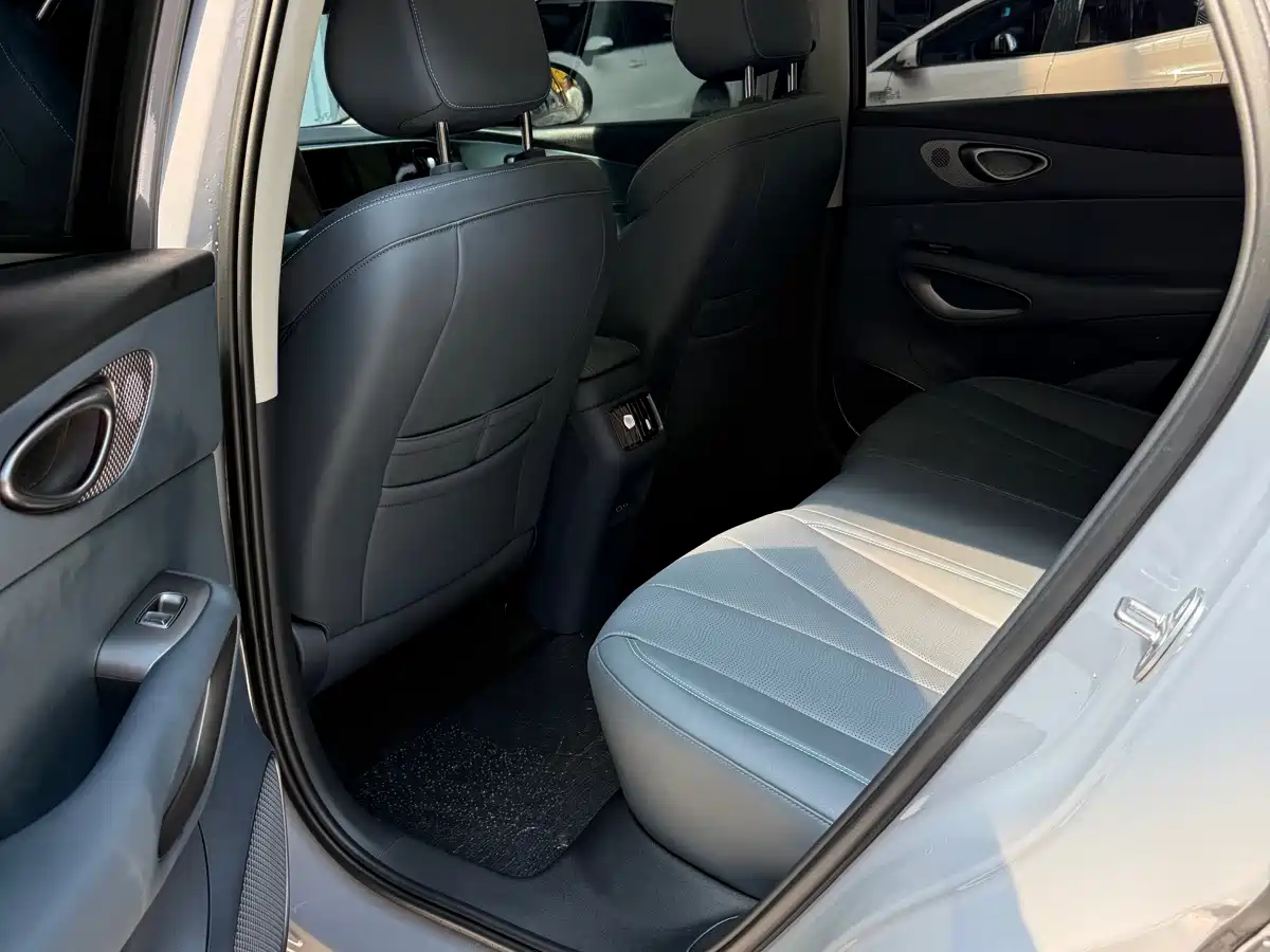 BYD Seal 05 DM-i 2026