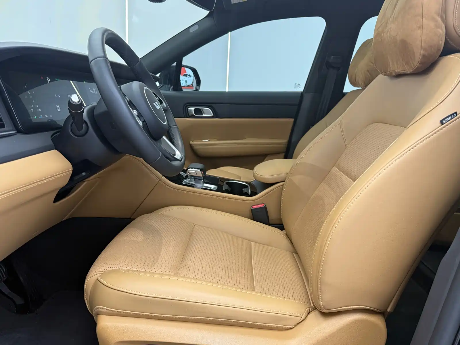 Photo 4 - Li Auto Li ONE