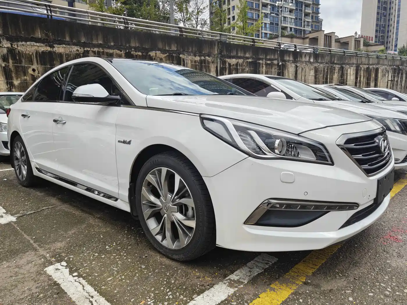 Фото 3 - Hyundai Sonata