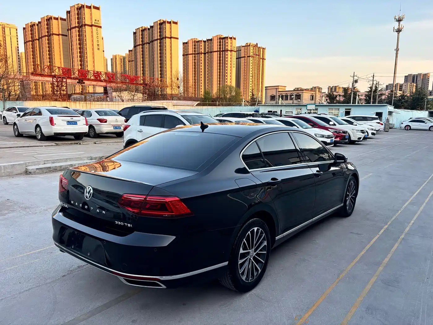Volkswagen Magotan 2020 330TSI DSG Luxury фото 4