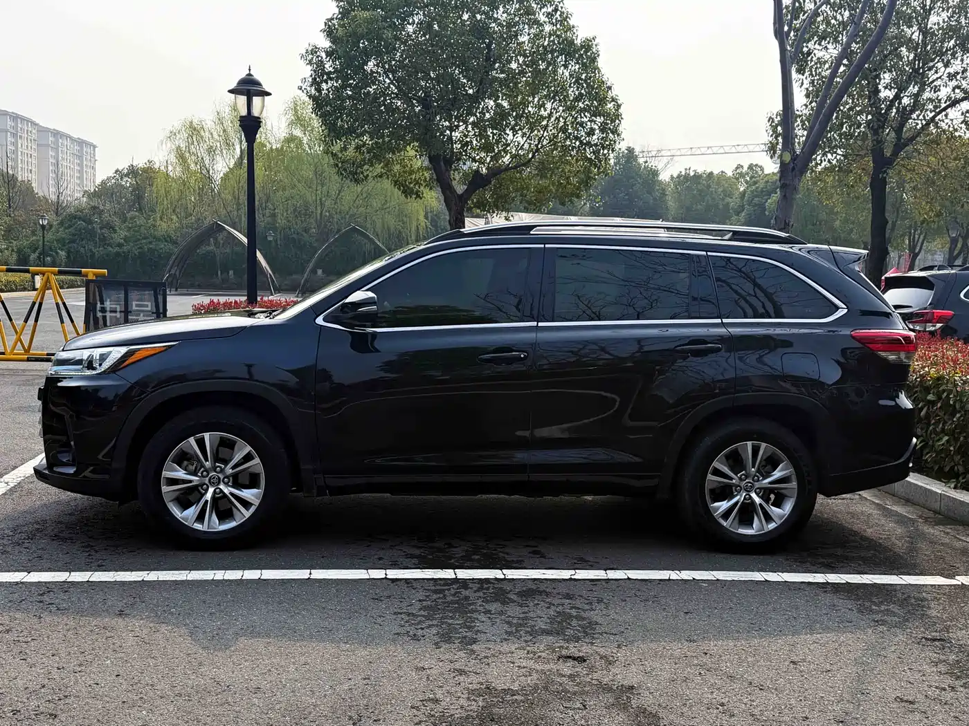 Toyota Highlander 2018 2.0T 4WD Elite 7-seater (China V) фото 4