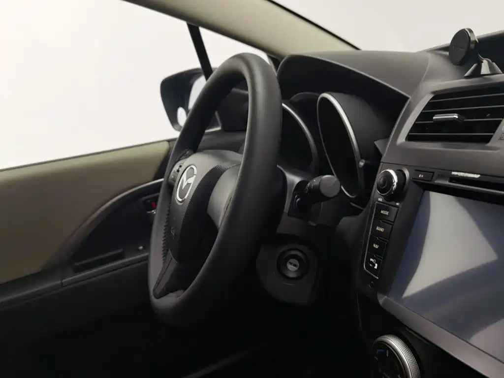 Mazda Mazda5 2013 2013 2.0L Automatic Comfort
