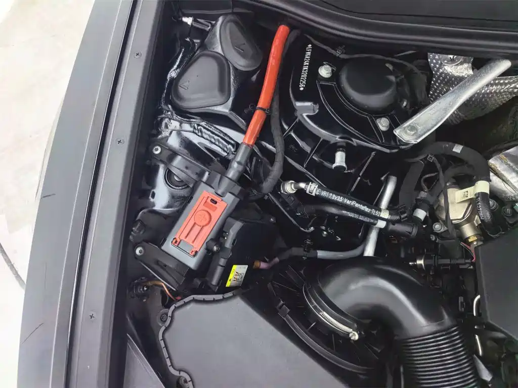 Фото 20 - Audi A6L