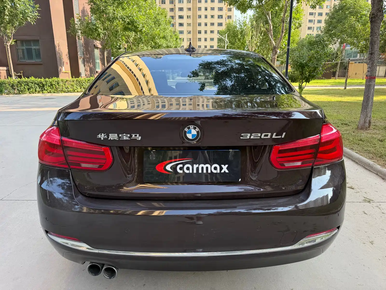 صورة 7 - BMW 3 Series