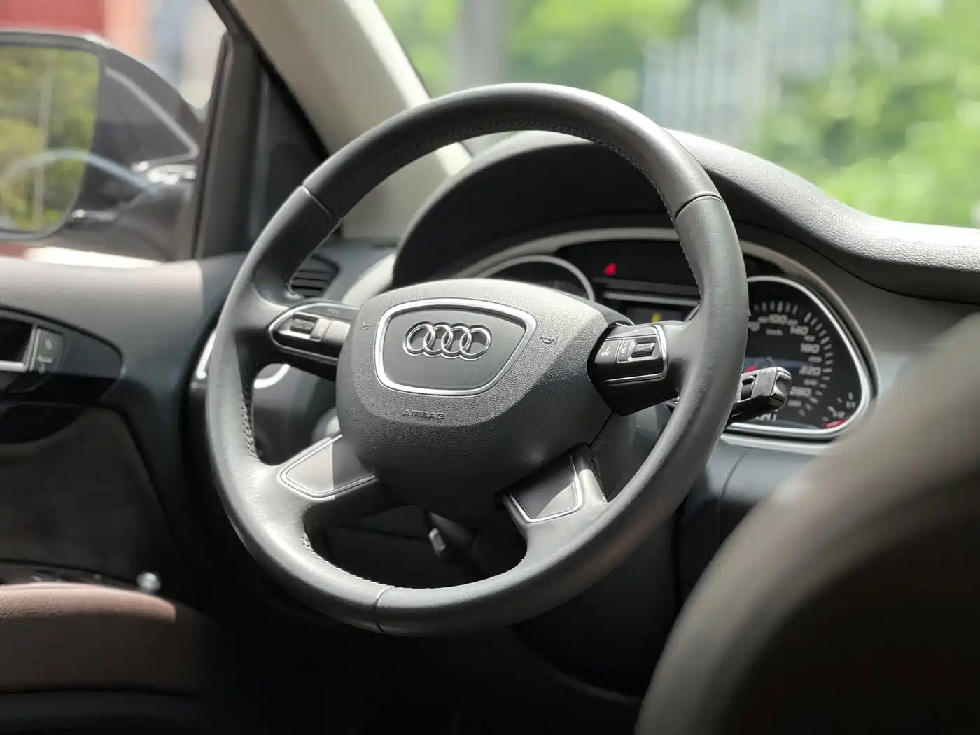 Фото 5 - Audi Q7