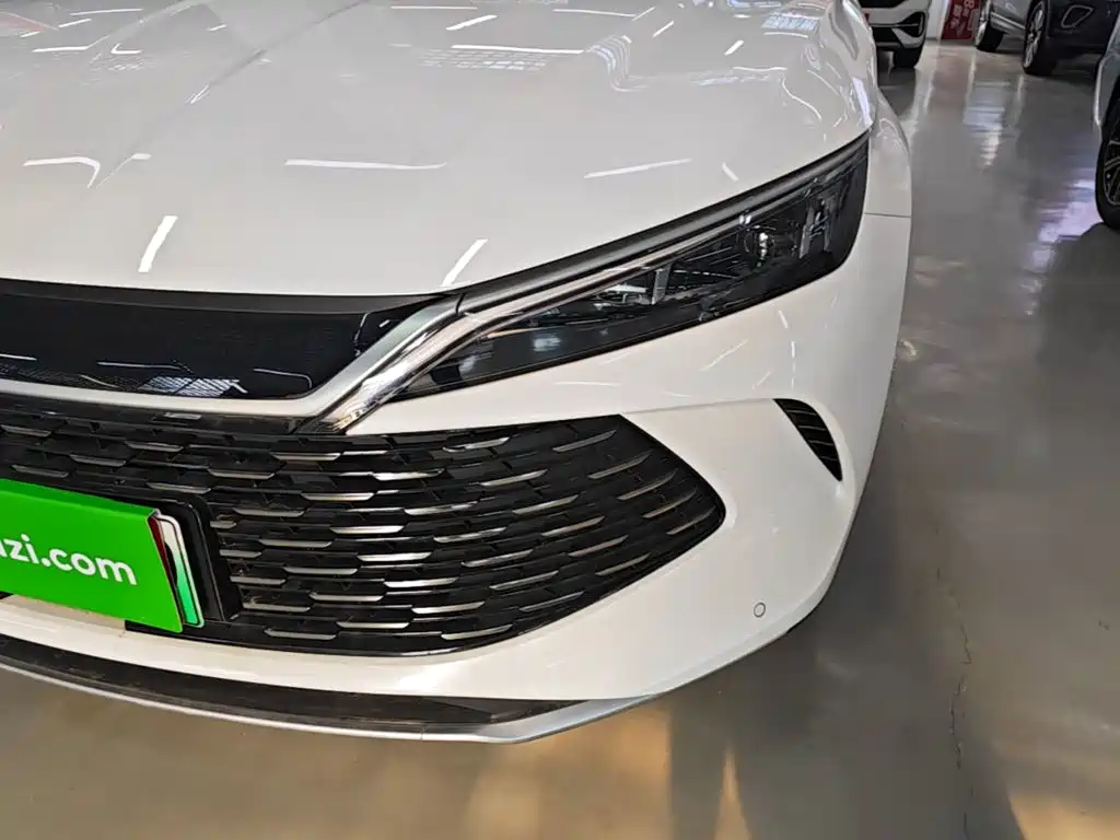 BYD Qin L 2026 2026 DM-i 128KM Progressive