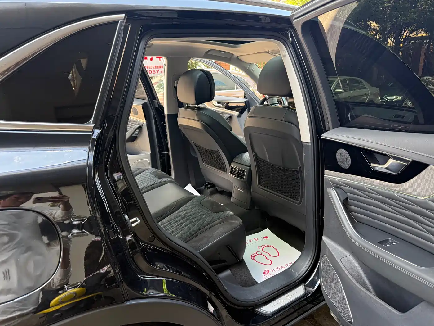 Hongqi HS5 2022 2.0T Smart Connect Flagship AWD Edition фото 14