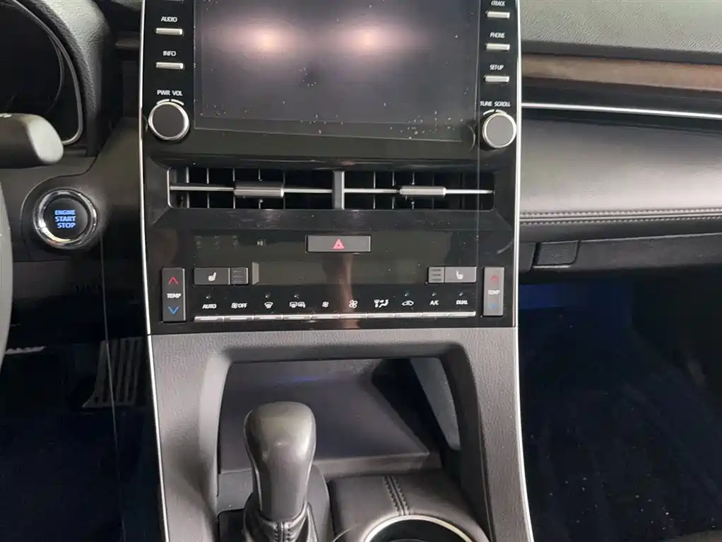 Toyota Avalon 2019 2.5L Touring Premium Edition China VI фото 5