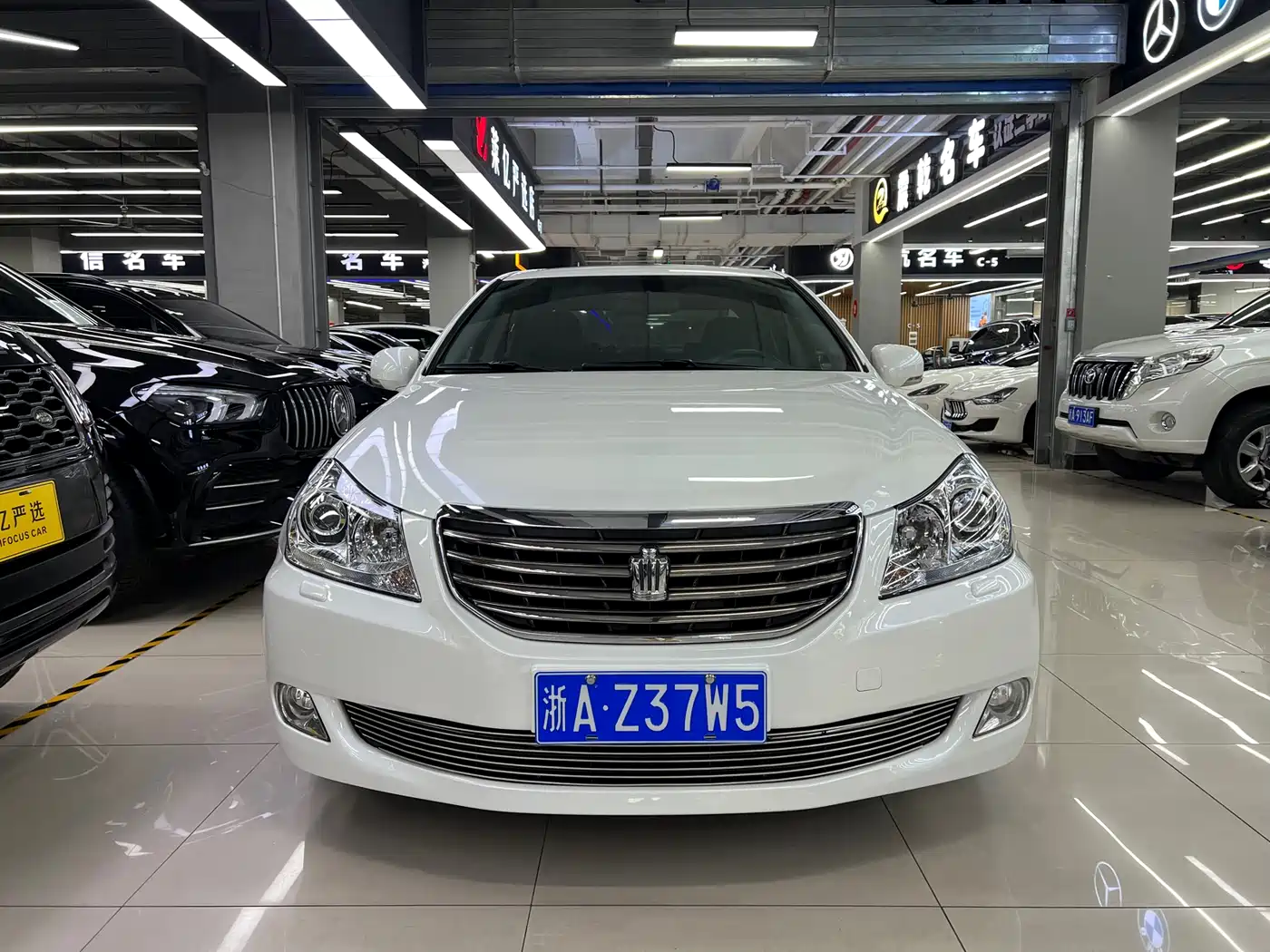 Toyota Crown 2010 2.5L Royal Leather Sunroof Navigation