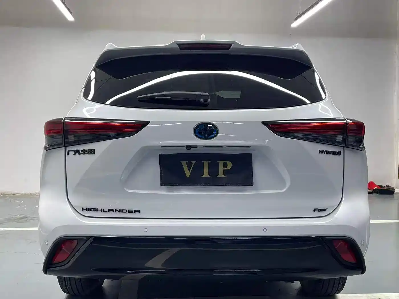 Toyota Highlander 2024 2.5L Smart Hybrid 4WD Premium 7-seater фото 7