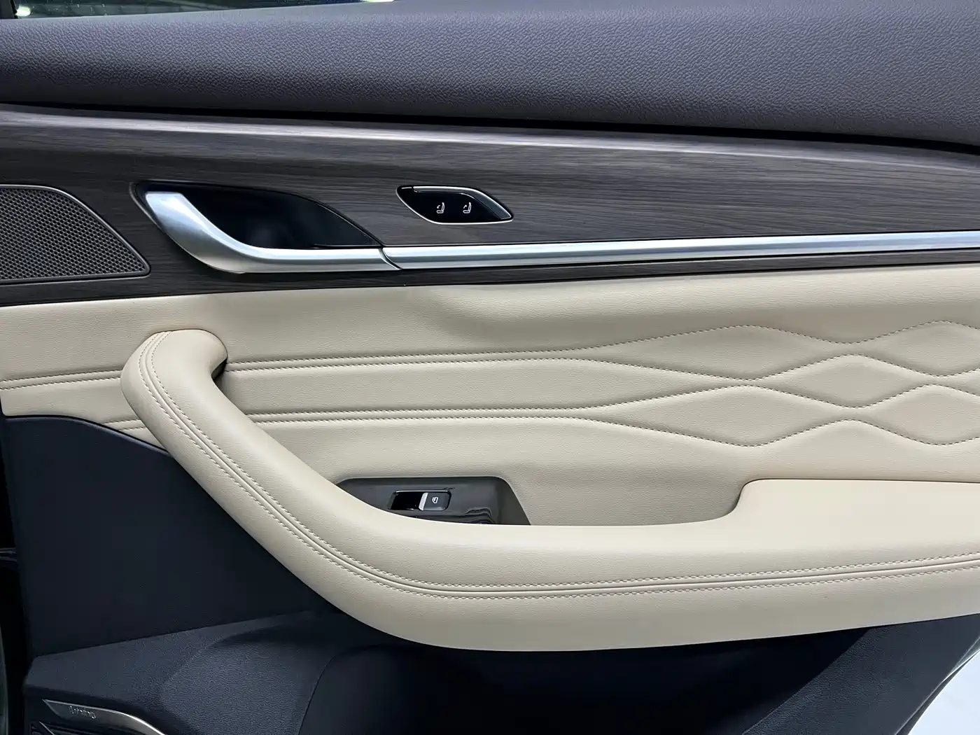 GEELY AUTOMOBILE XINGYUE L