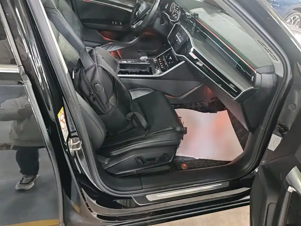 Audi A6L 2019 45 TFSI quattro Premium Elegance фото 25