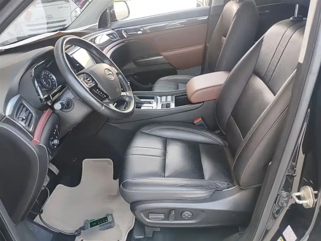 GAC Trumpchi Trumpchi GS8 2017 320T 2WD Luxury Smart Connect (7-seater) фото 15