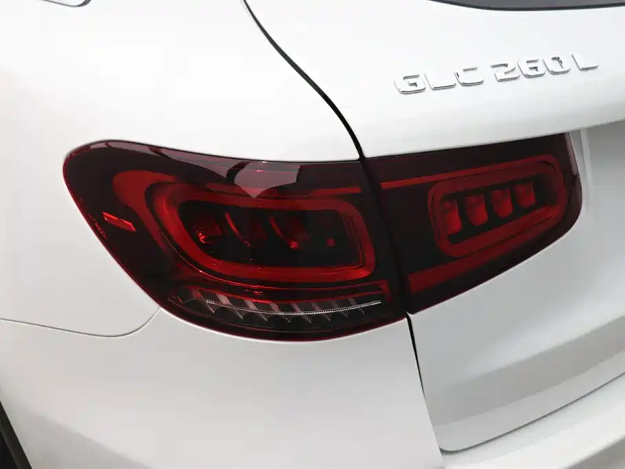 Mercedes-Benz GLC 2021 GLC 260 L 4MATIC Sporty фото 31