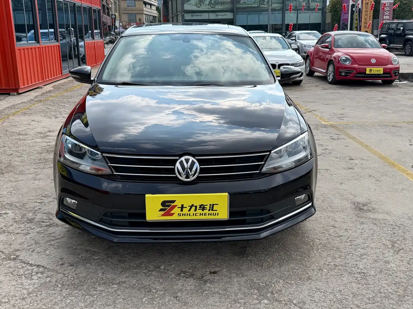 Volkswagen Sagitar 2017 180TSI Auto Exclusive Edition фото 2