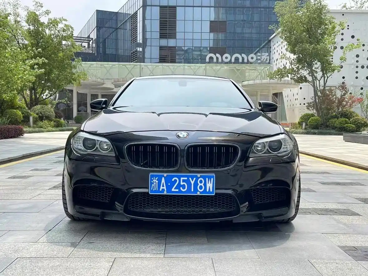BMW M5 2012 M5 фото 2