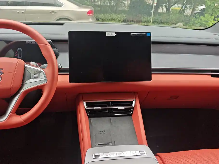 BYD Tang L 2025 2025 DM 175KM Drone Player Edition