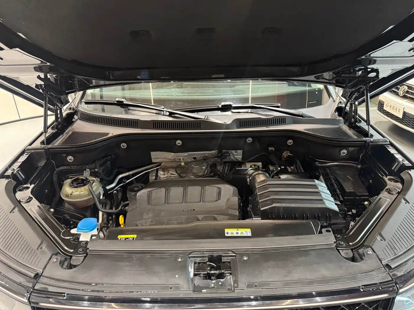 Volkswagen Talagon 2023 380TSI 4WD R-Line Touring Edition фото 13