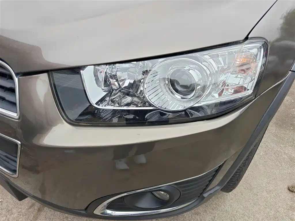 Chevrolet Captiva 2015 2.4L 2WD Urban Edition 5-seater фото 24