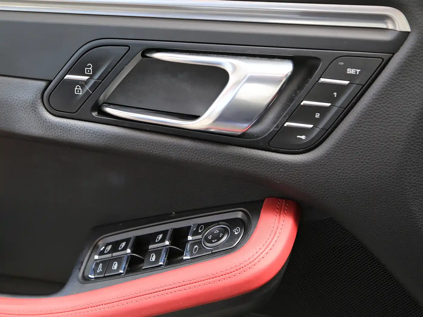 Porsche Macan 2022 Macan 2.0T фото 13