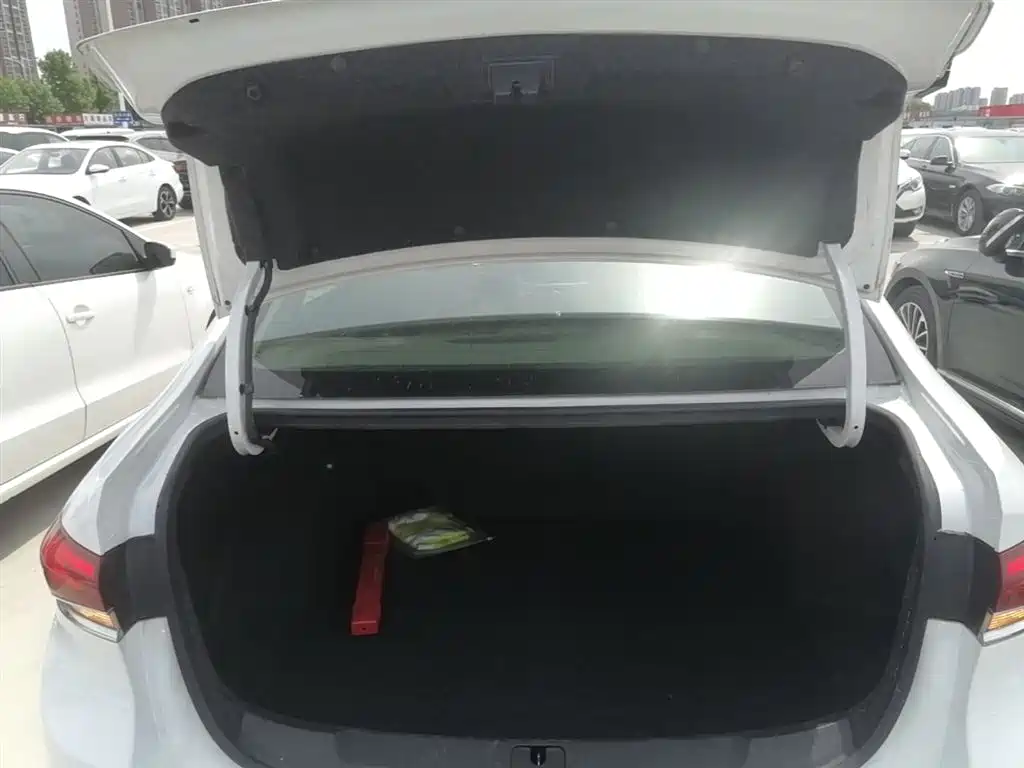 Buick Excelle 2019 18T Auto Connected Elite China VI фото 19