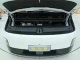 Фото 25 - Li Auto MEGA