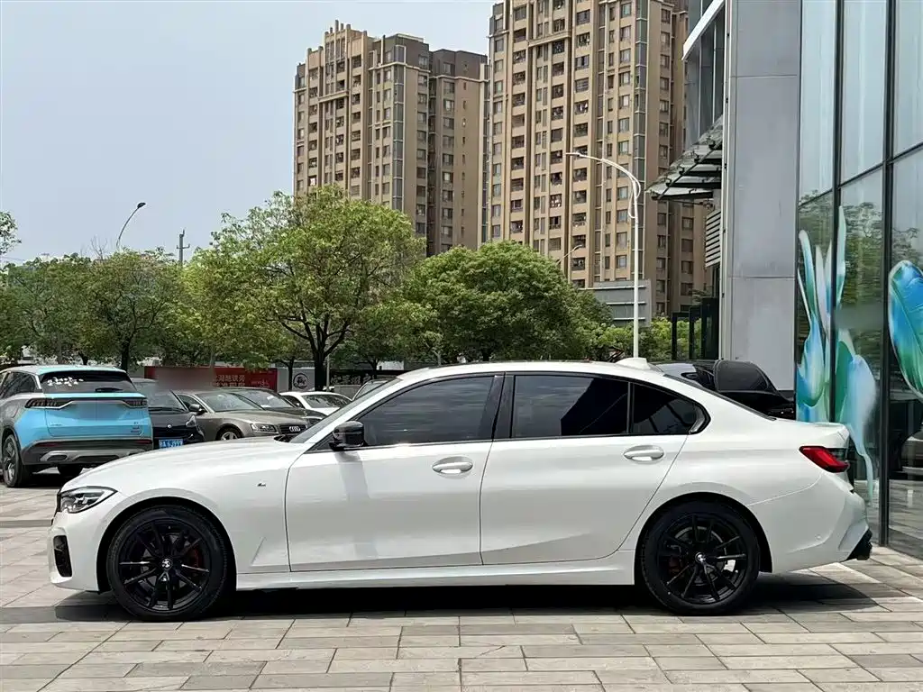 BMW 3 Series 2021 Facelift 325Li M Sport Package фото 10