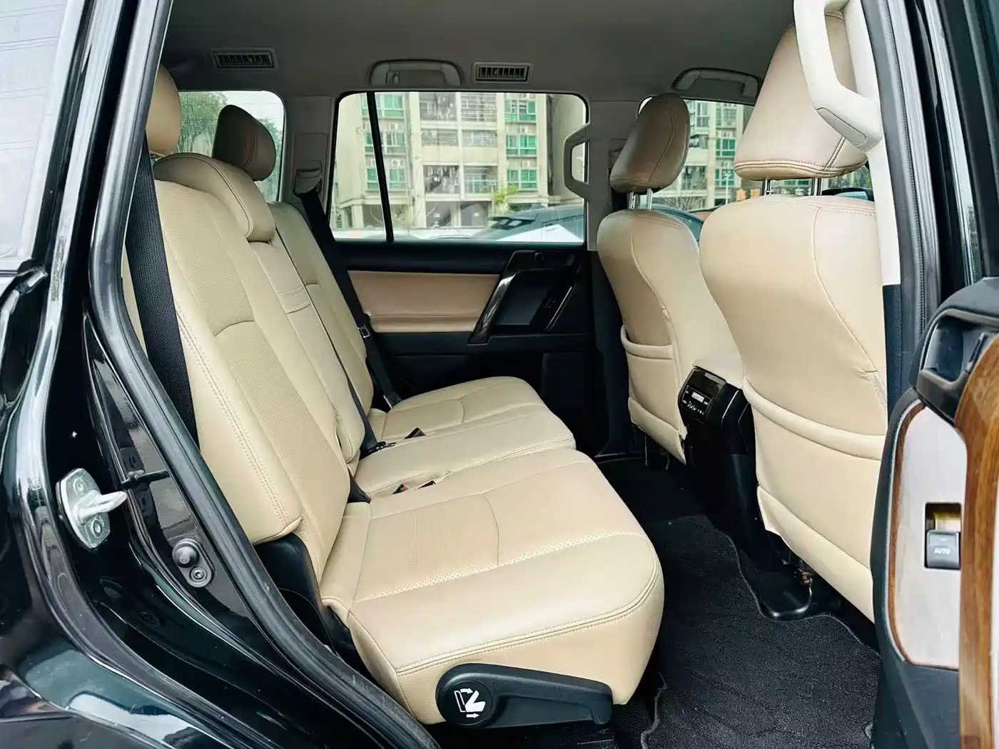 Toyota Prado (Import) 2014 2.7L Automatic Standard Edition фото 9