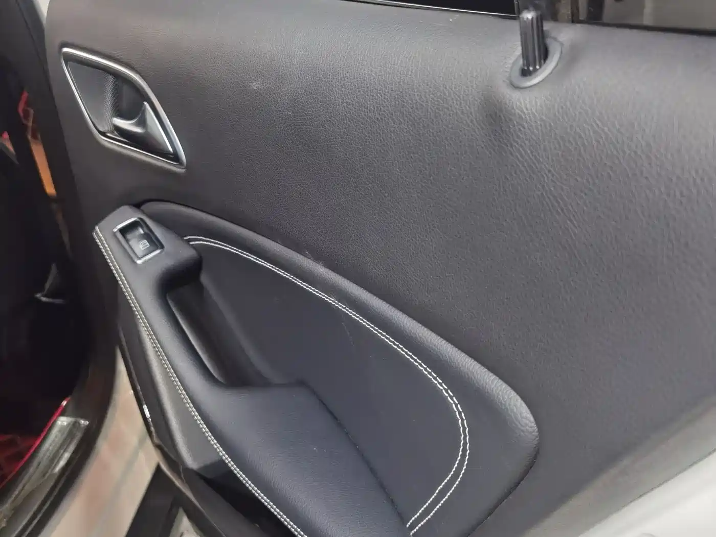Mercedes-Benz GLA 2018 GLA 200 Dynamic фото 18
